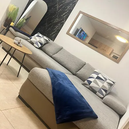 3 Barat * Kehidakustány