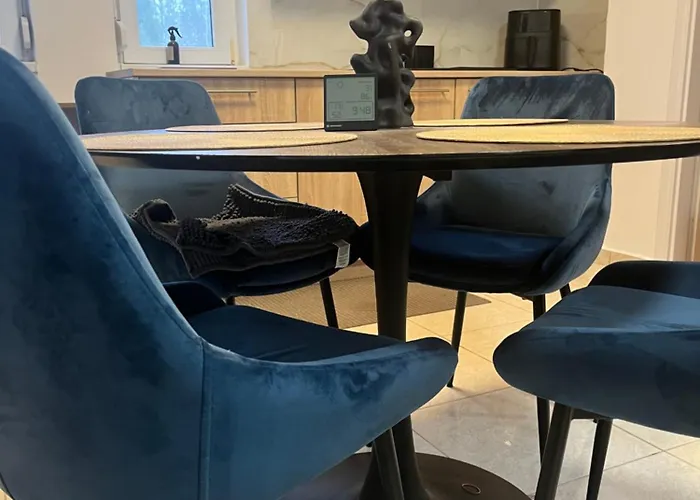 3 Barat Apartament *